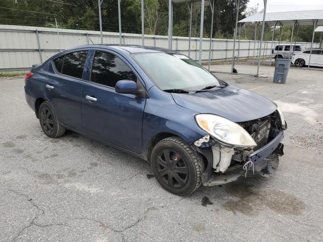 Седаны NISSAN VERSA 2013 Синий