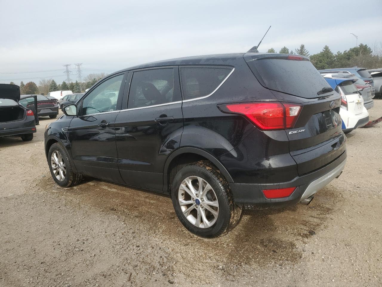 2019 Ford Escape - Image 2