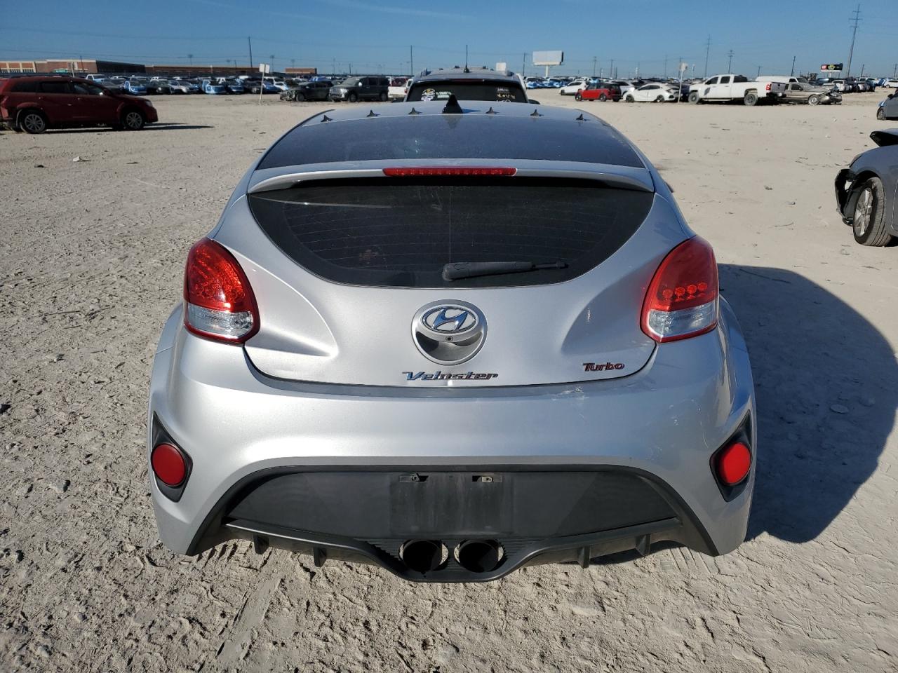 2016 Hyundai Veloster Turbo VIN: KMHTC6AE4GU299797 Lot: 81756654