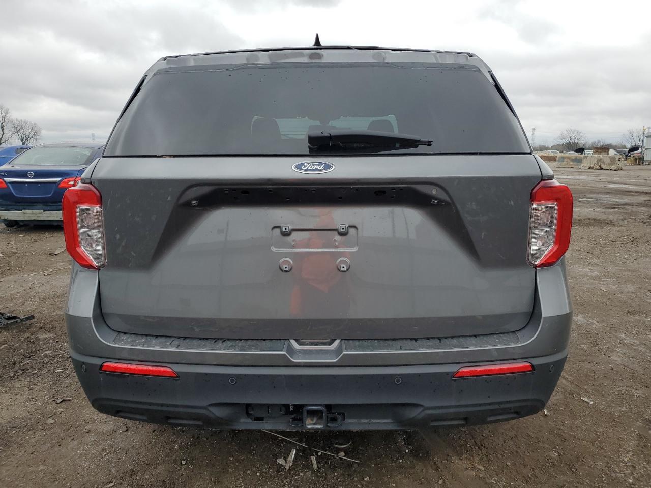2023 Ford Explorer - Image 6