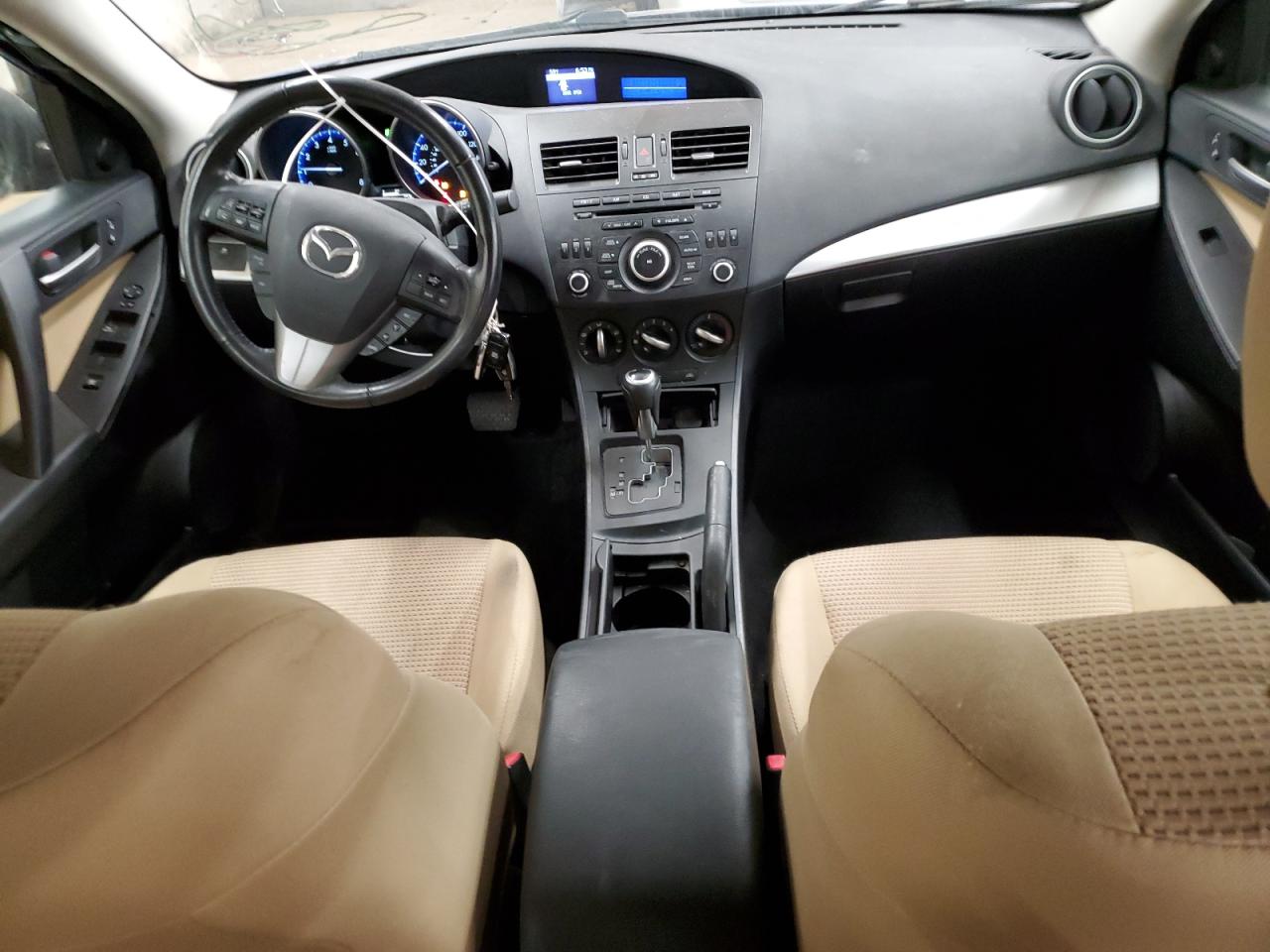 2012 Mazda 3 - Image 8