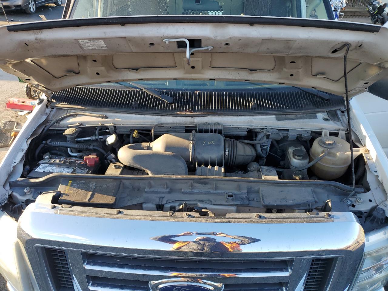 2009 Ford Econoline - Image 11