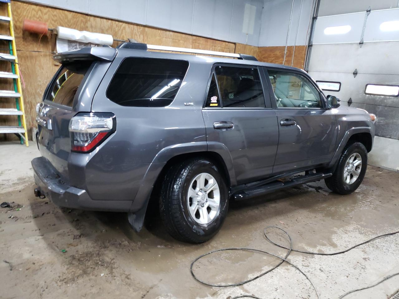 2019 Toyota 4Runner - Image 3