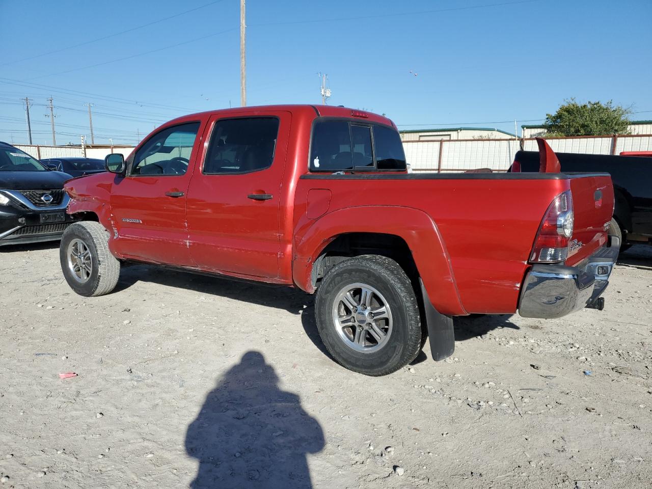 2011 Toyota Tacoma - Image 2