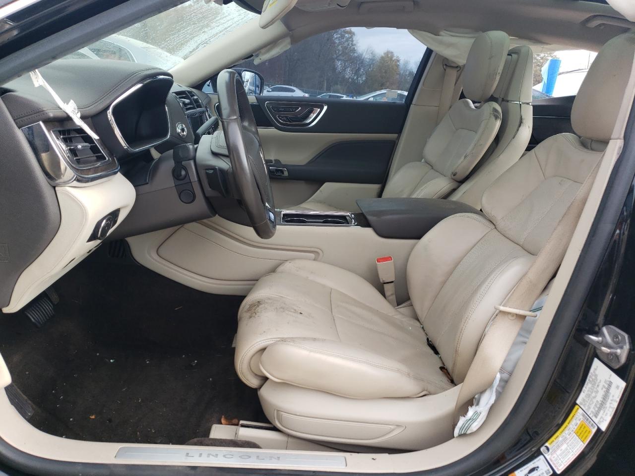2017 Lincoln Continental Reserve VIN: 1LN6L9RP4H5609141 Lot: 82338614
