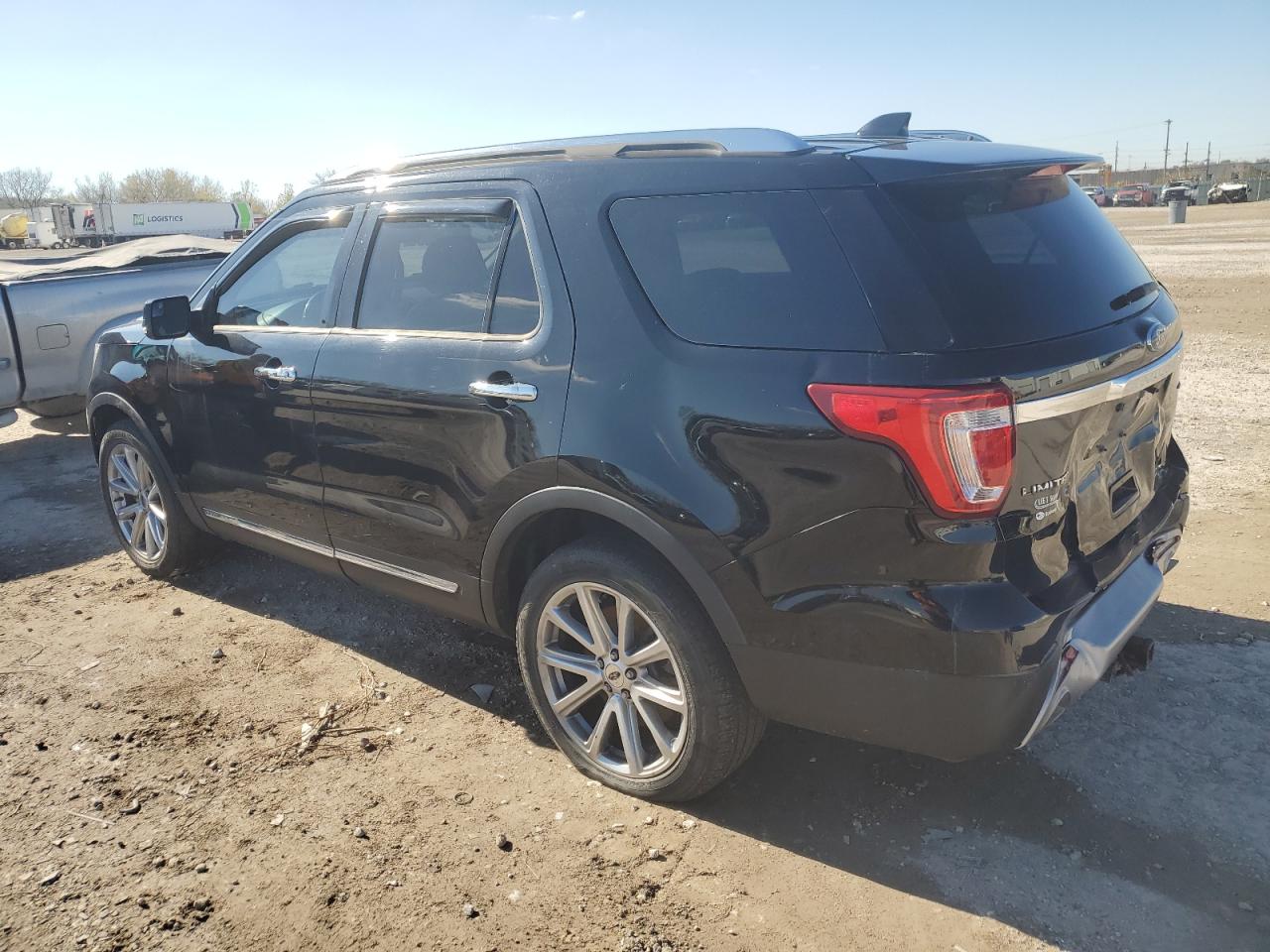 2016 Ford Explorer - Image 2
