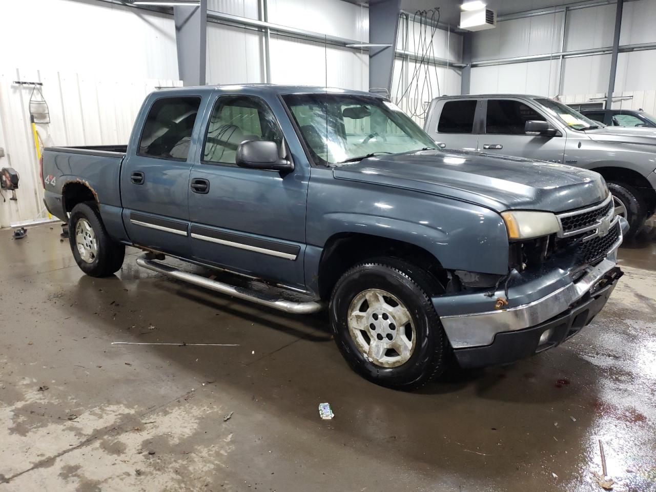 2007 Chevrolet Silverado - Image 4