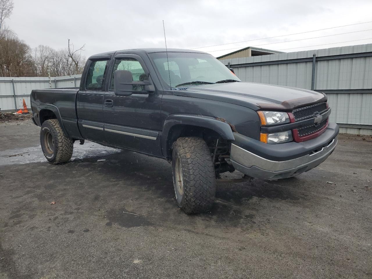 2003 Chevrolet Silverado - Image 4