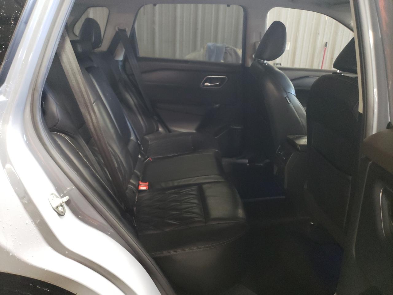 2021 Nissan Rogue - Image 10
