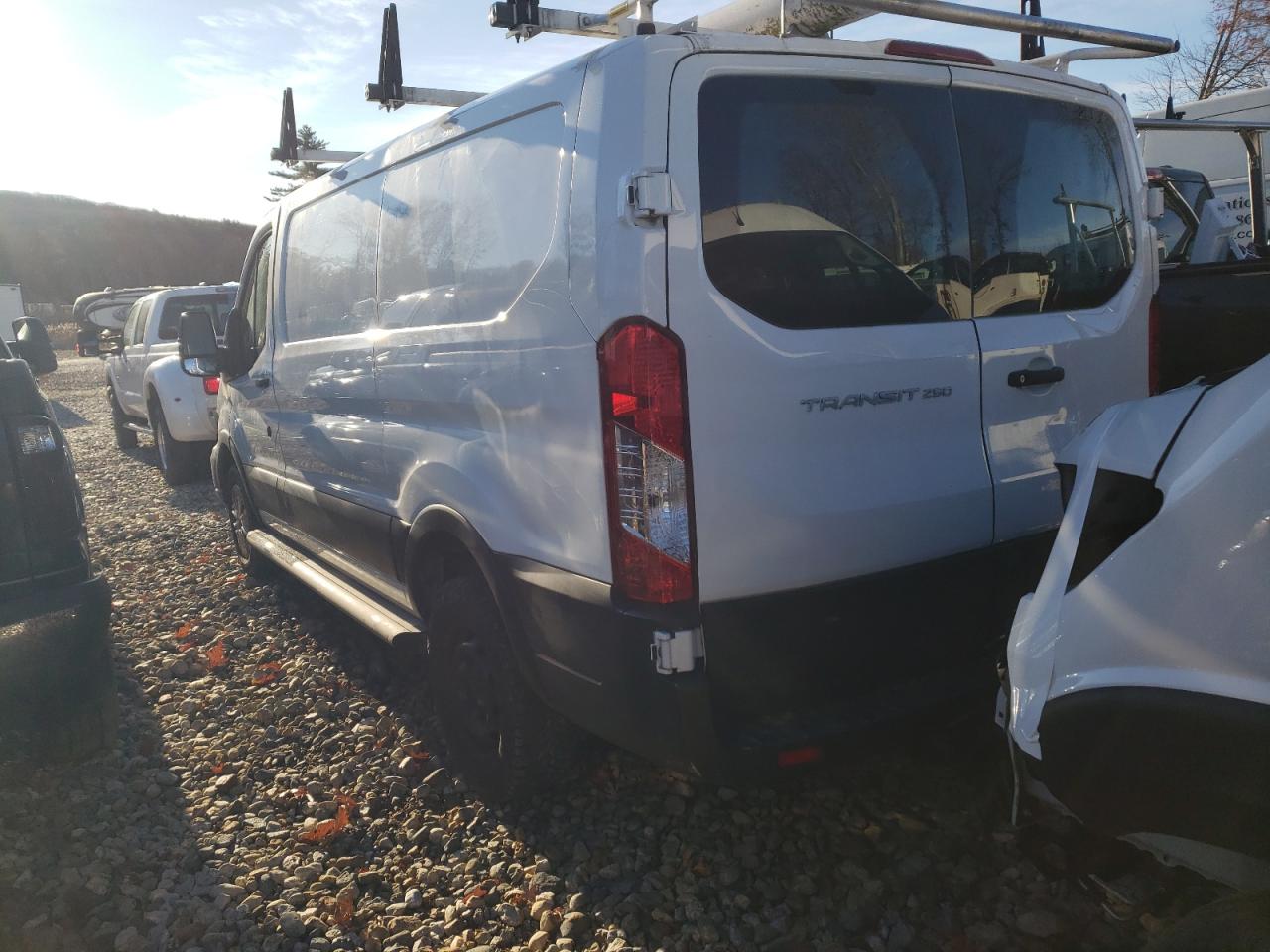 VIN 1FTYR1ZM0KKB51884 2019 FORD TRANSIT no.2