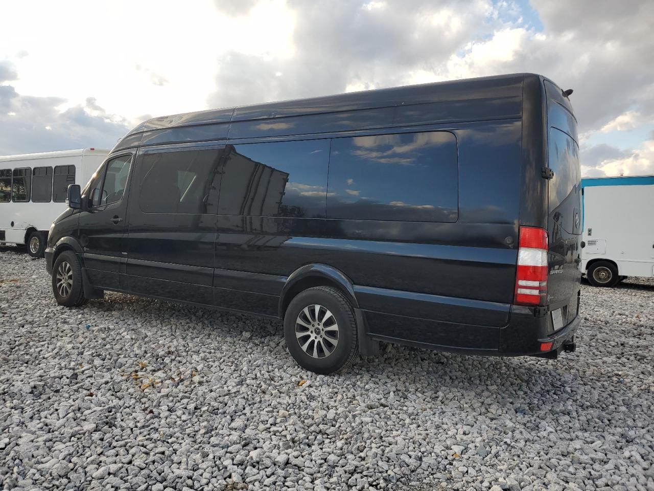 VIN WD3PE8CC1E5910569 2014 MERCEDES-BENZ SPRINTER no.2