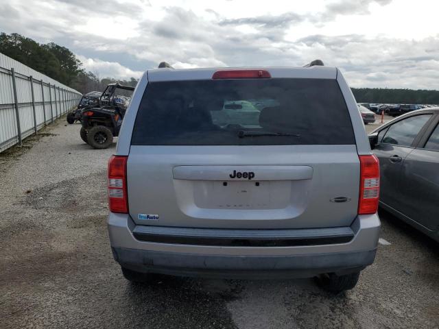Parquets JEEP PATRIOT 2015 Srebrny
