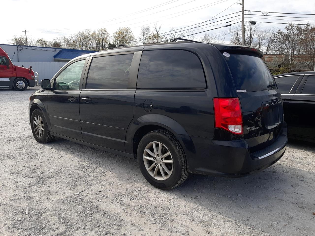 VIN 2C4RDGCG4GR249477 2016 DODGE CARAVAN no.2