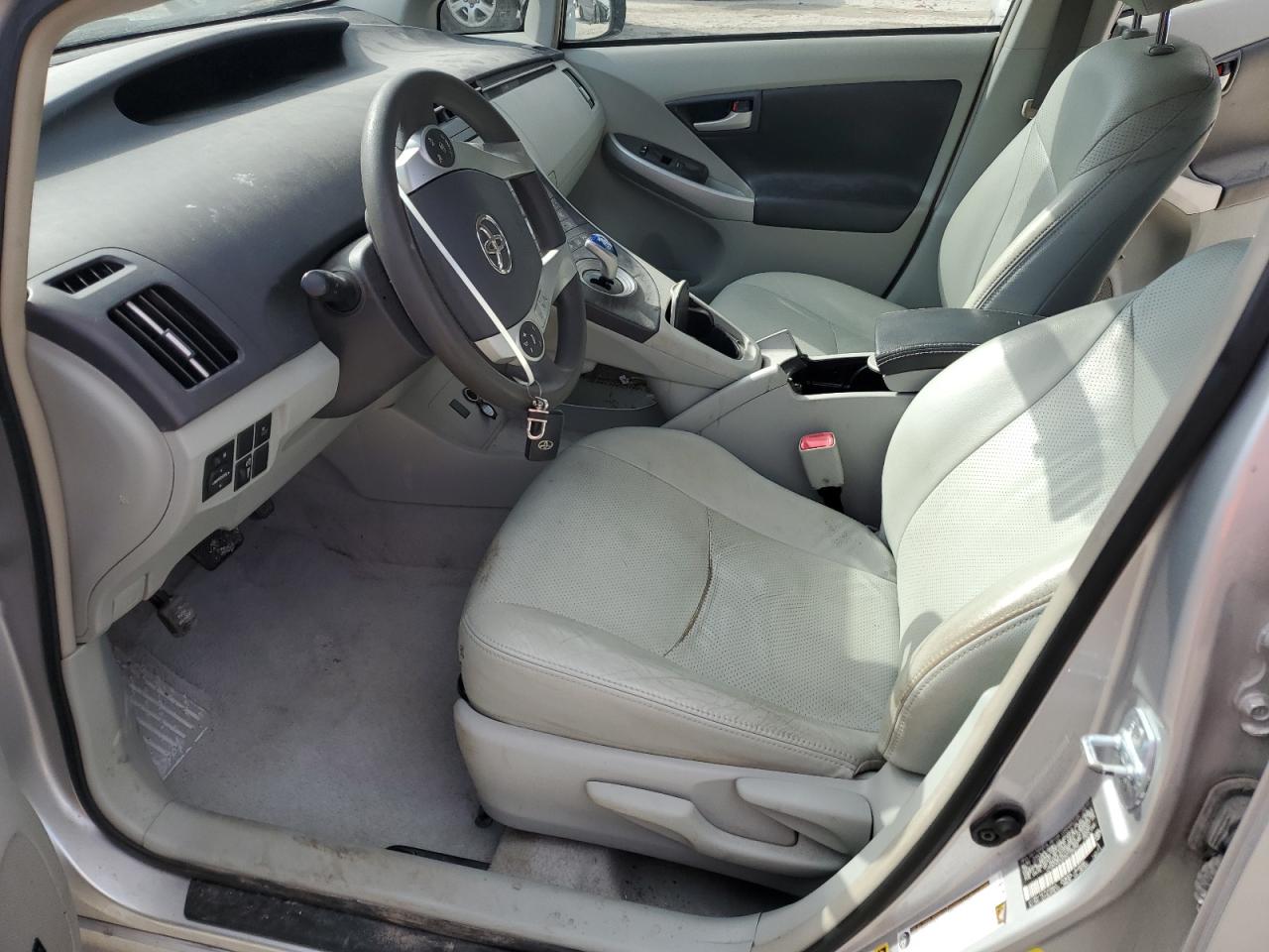 2010 Toyota Prius - Image 7