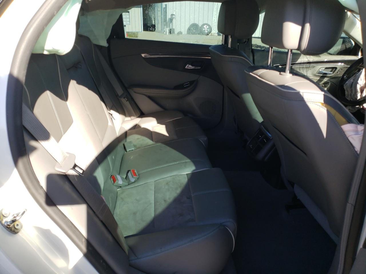 2014 Chevrolet Impala - Image 10