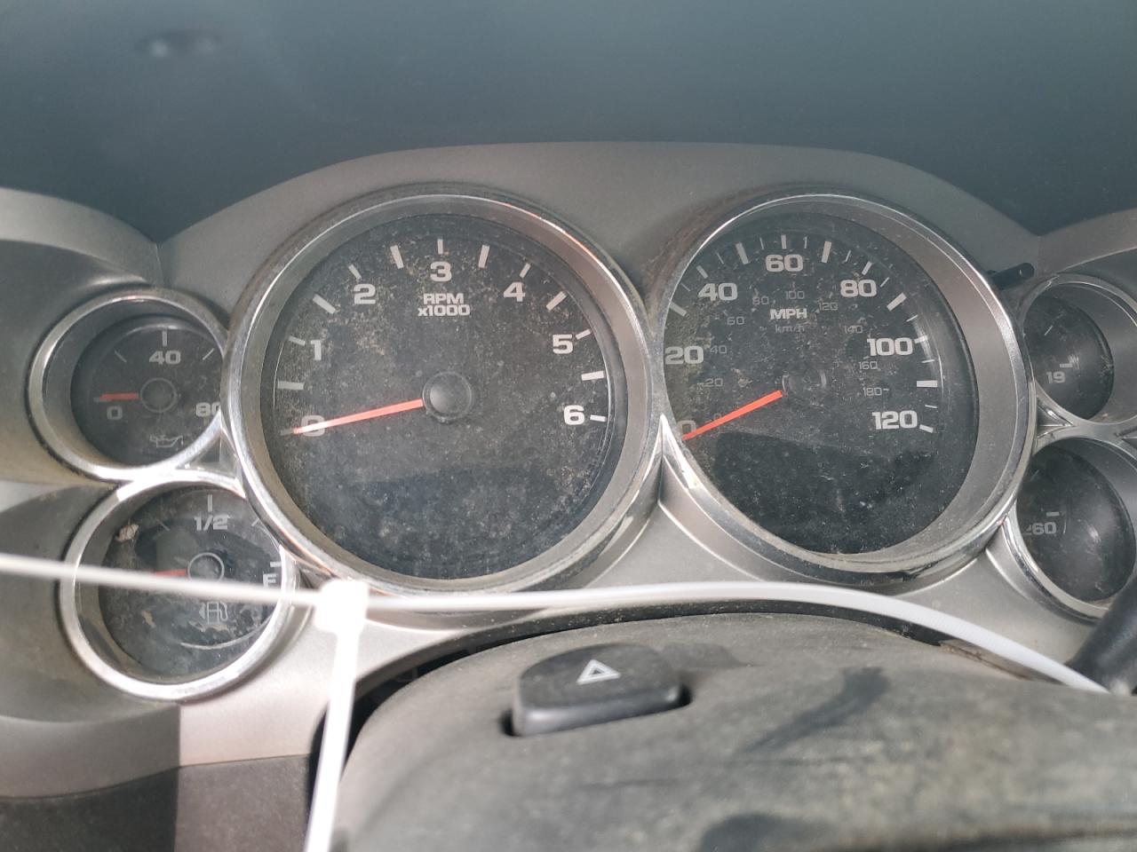 2011 Chevrolet Silverado - Image 9