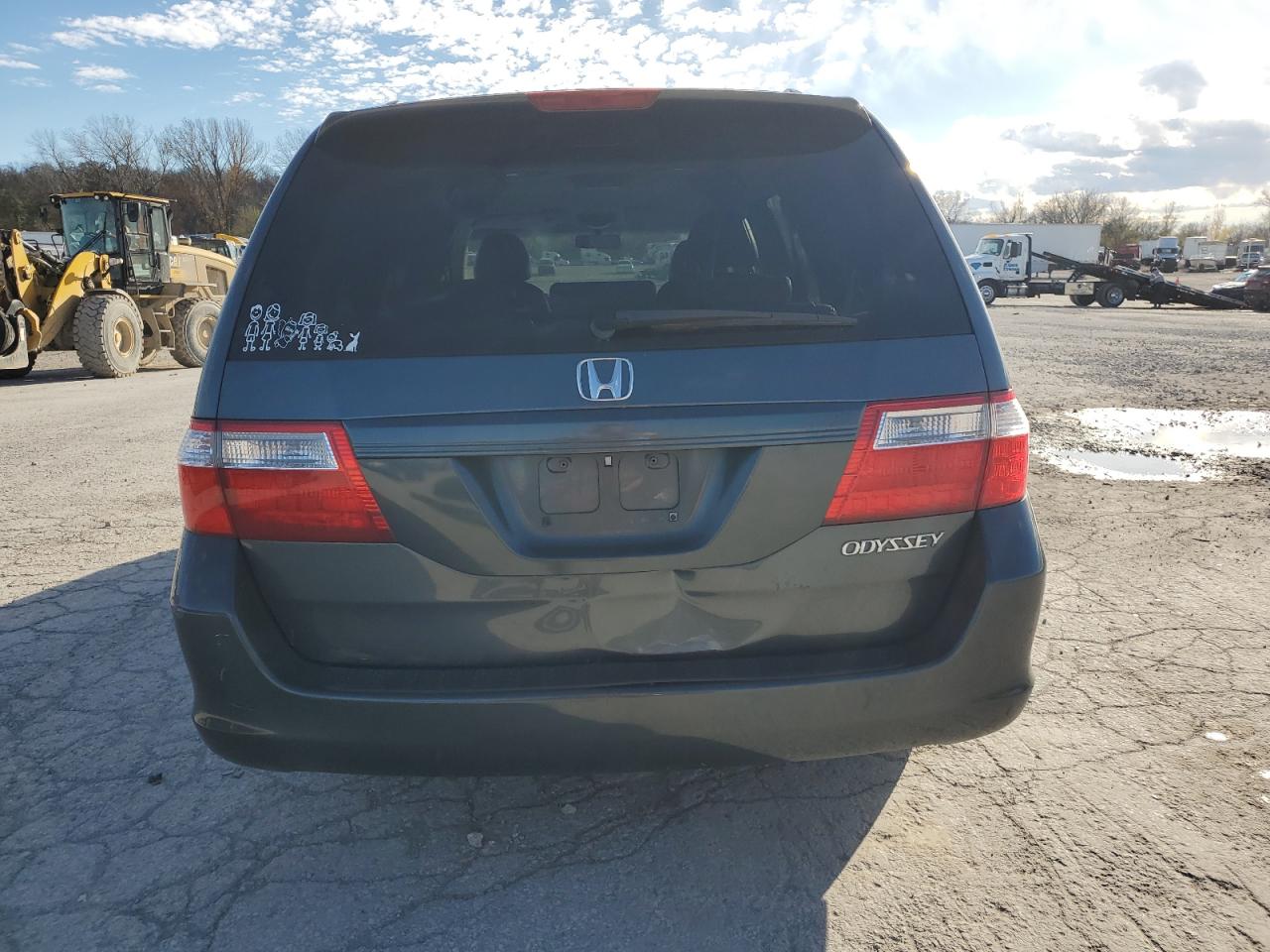 2005 Honda Odyssey Ex VIN: 5FNRL38495B403524 Lot: 81616654