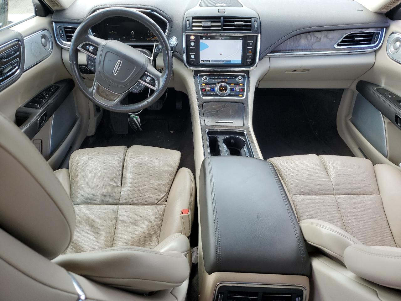 2017 Lincoln Continental - Image 8