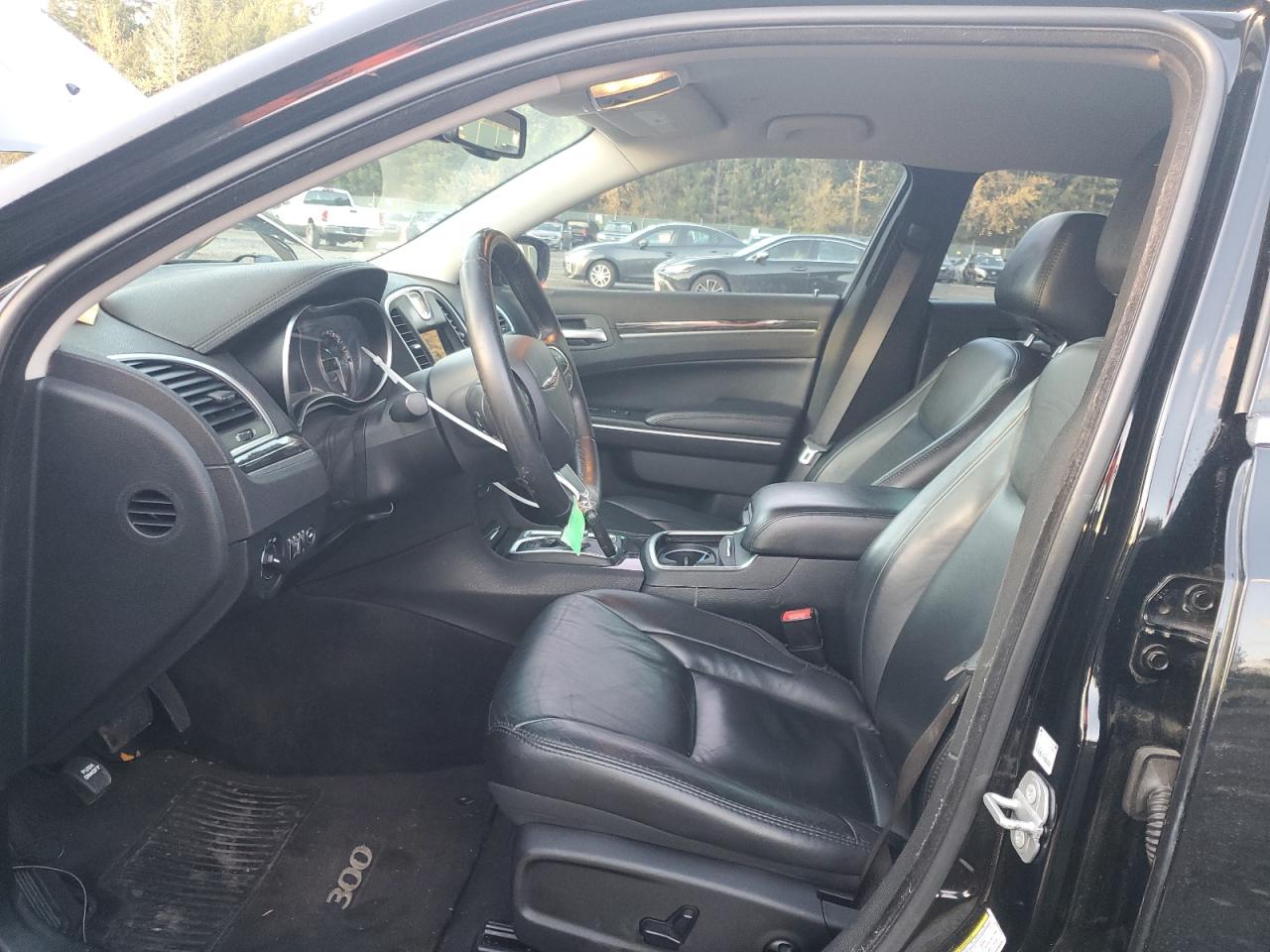 2017 Chrysler 300 - Image 7