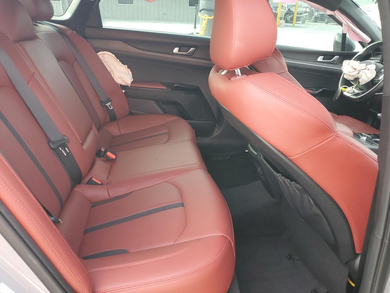 2021 Kia K5 - Image 10