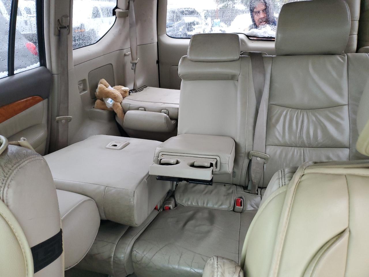 2003 Lexus GX - Image 10