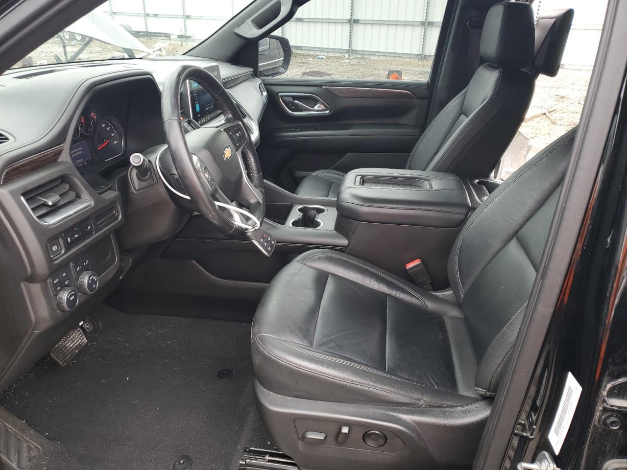 2021 Chevrolet Suburban - Image 7