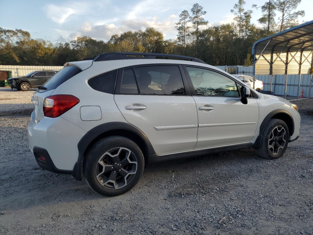 2014 Subaru XV - Image 3