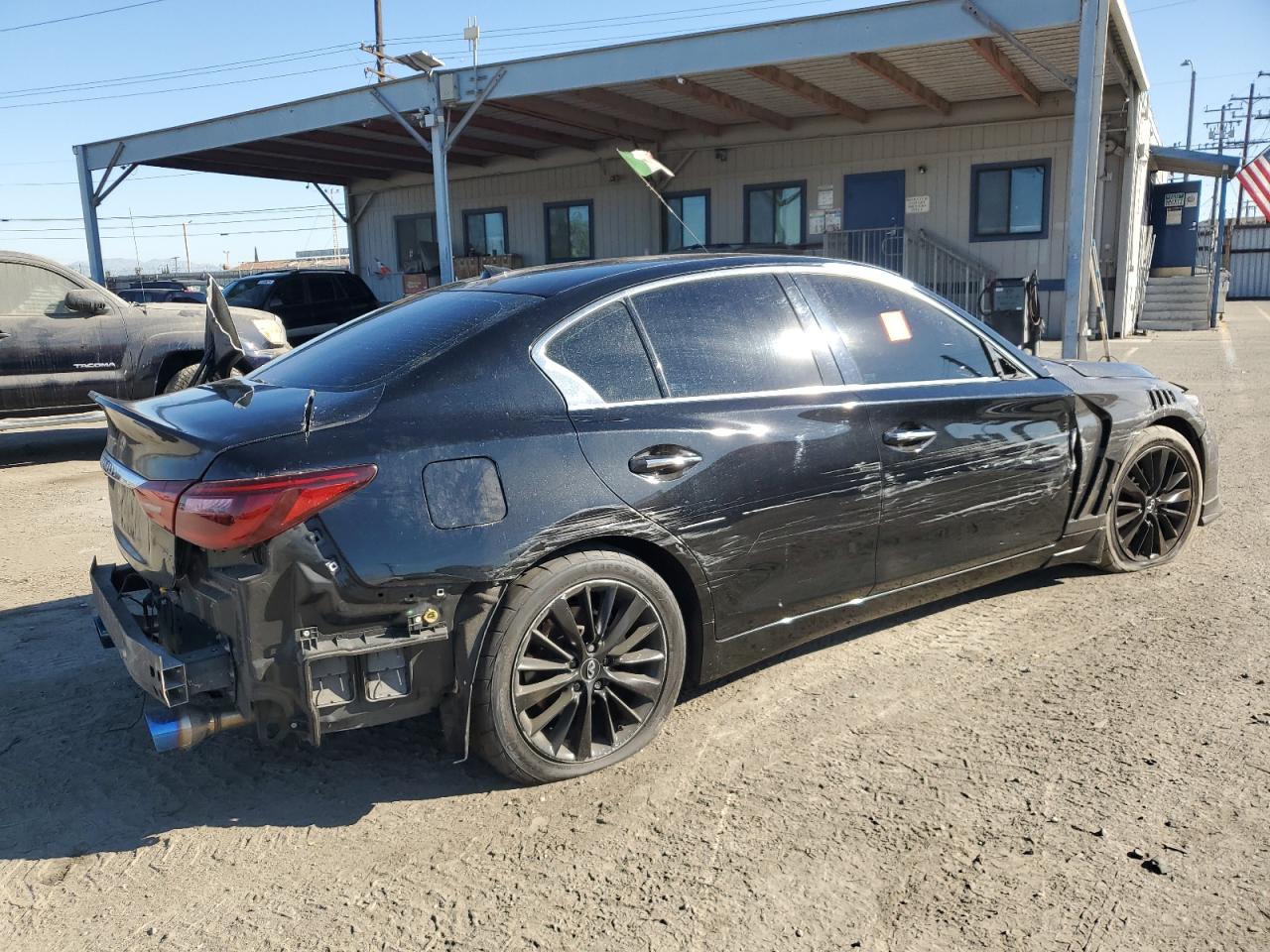 VIN JN1EV7AP7JM591288 2018 INFINITI Q50 no.3