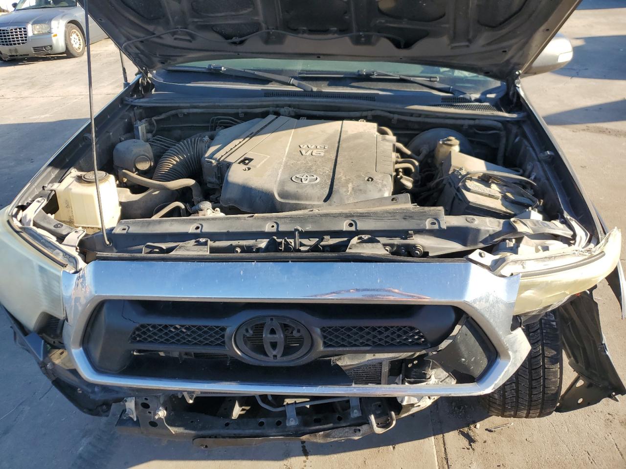 2014 Toyota Tacoma - Image 11