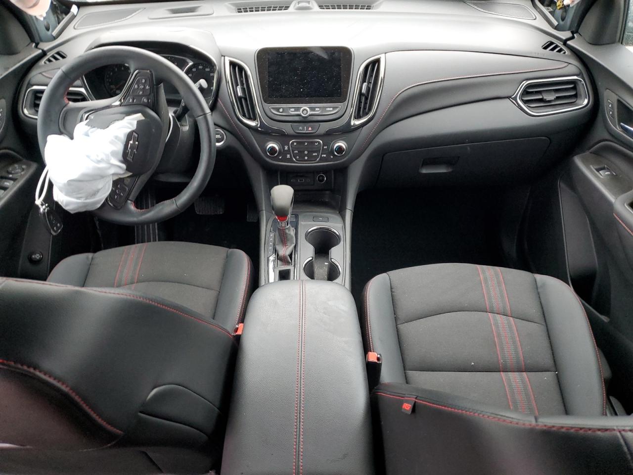 2023 Chevrolet Equinox - Image 8