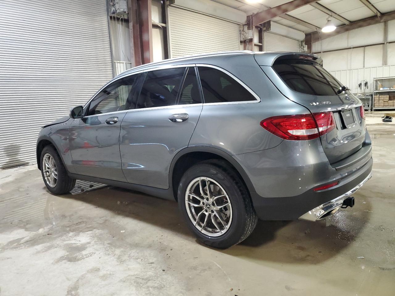 2019 Mercedes-Benz GLC - Image 2