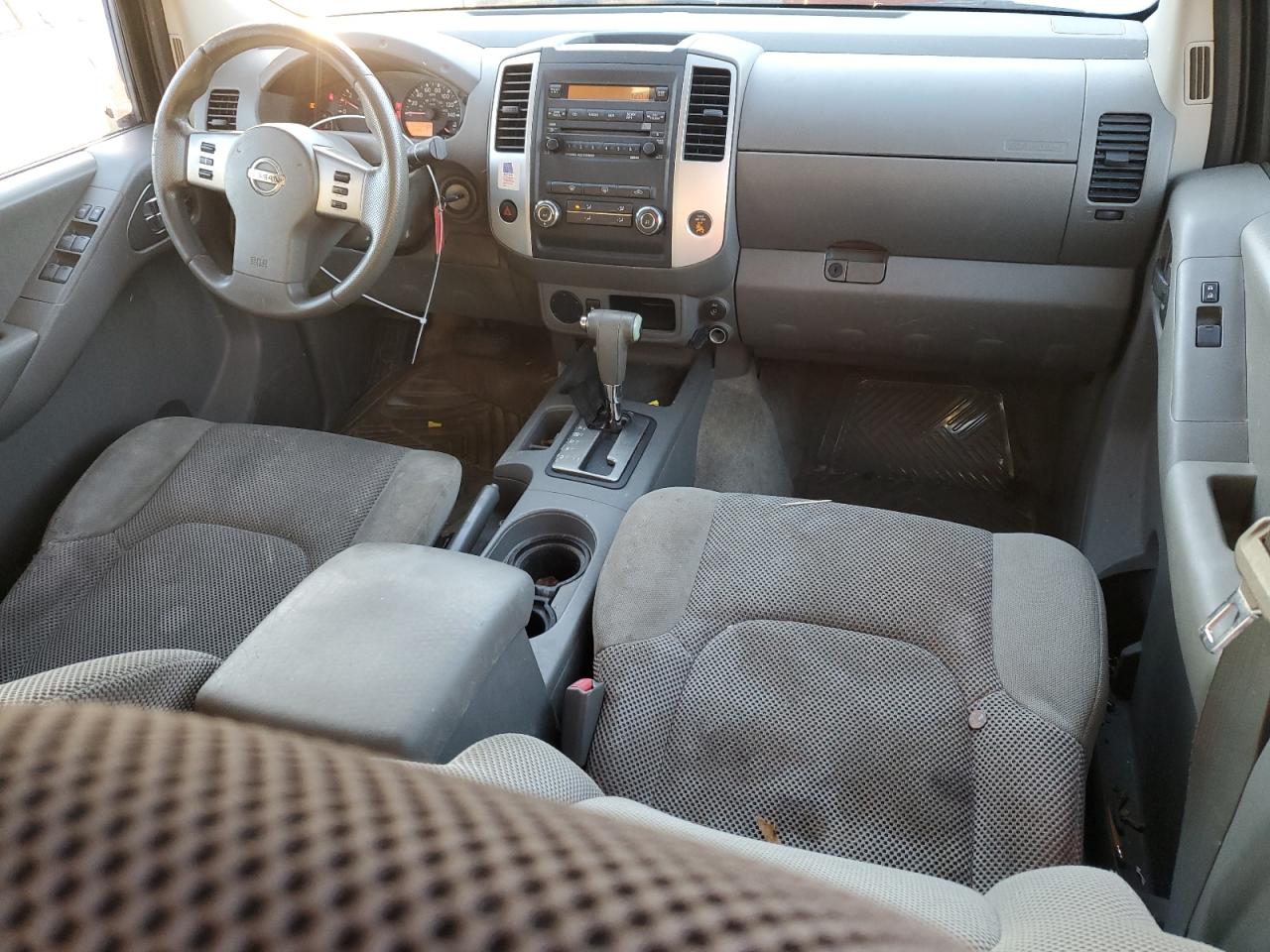2012 Nissan Navara (Frontier) - Image 8