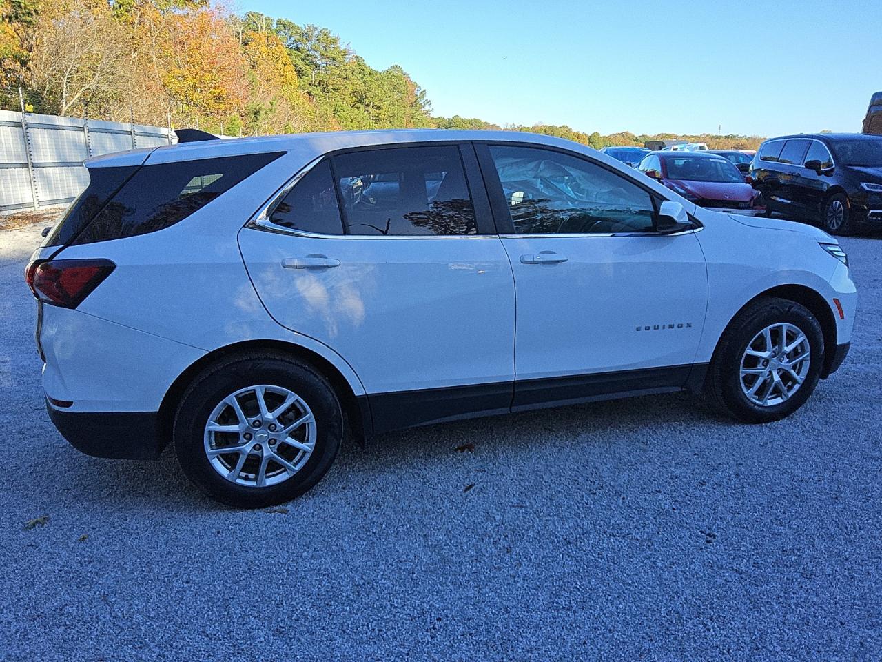 2022 Chevrolet Equinox - Image 3