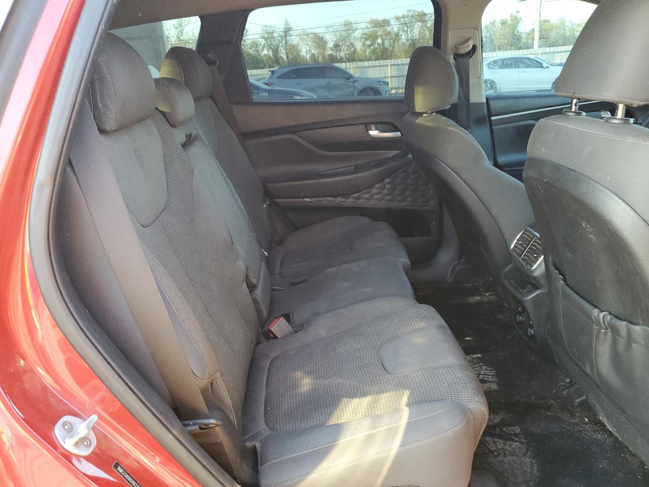 2019 Hyundai Santa Fe - Image 10