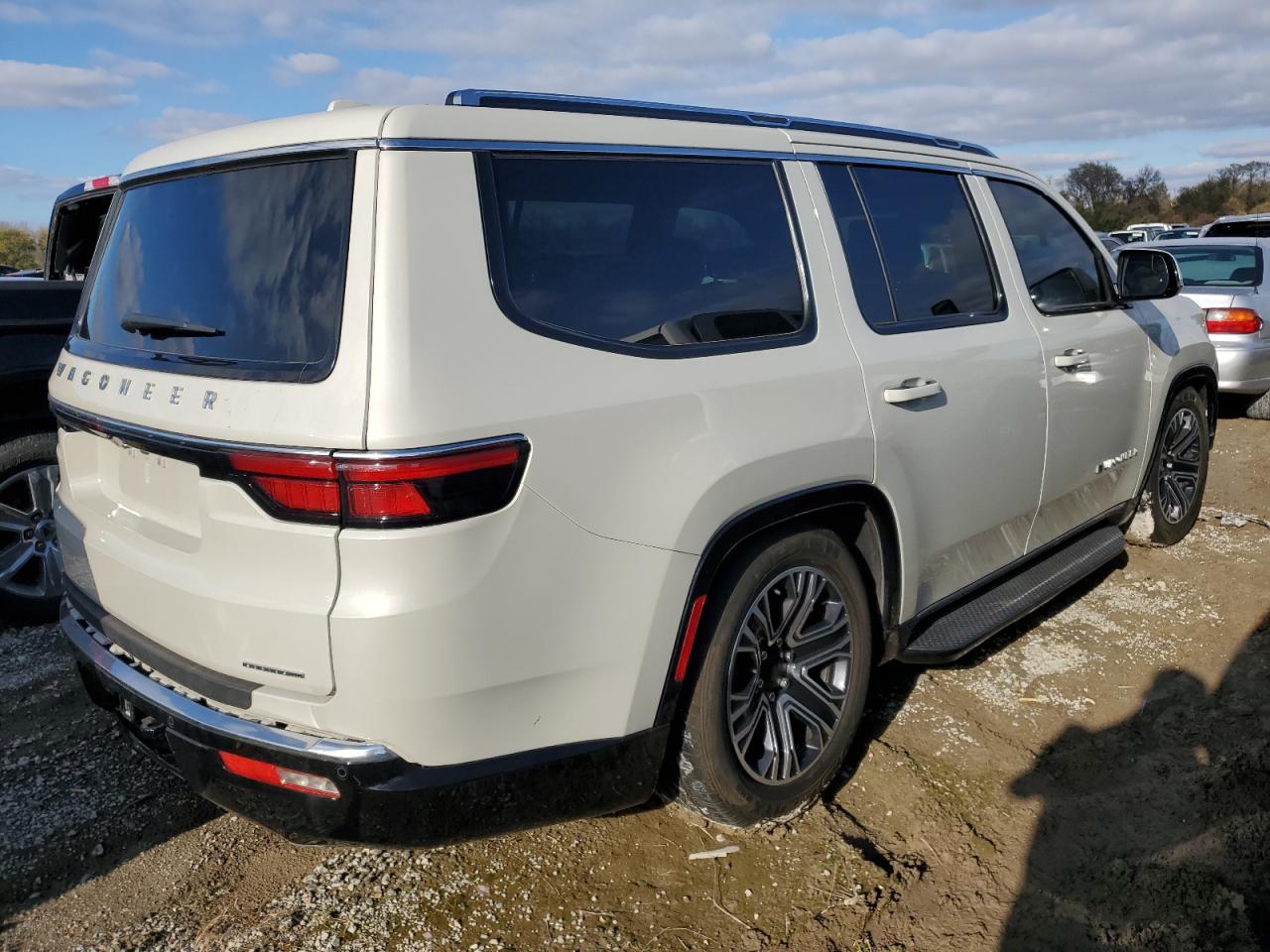 2022 Jeep Grand Wagoneer - Image 3
