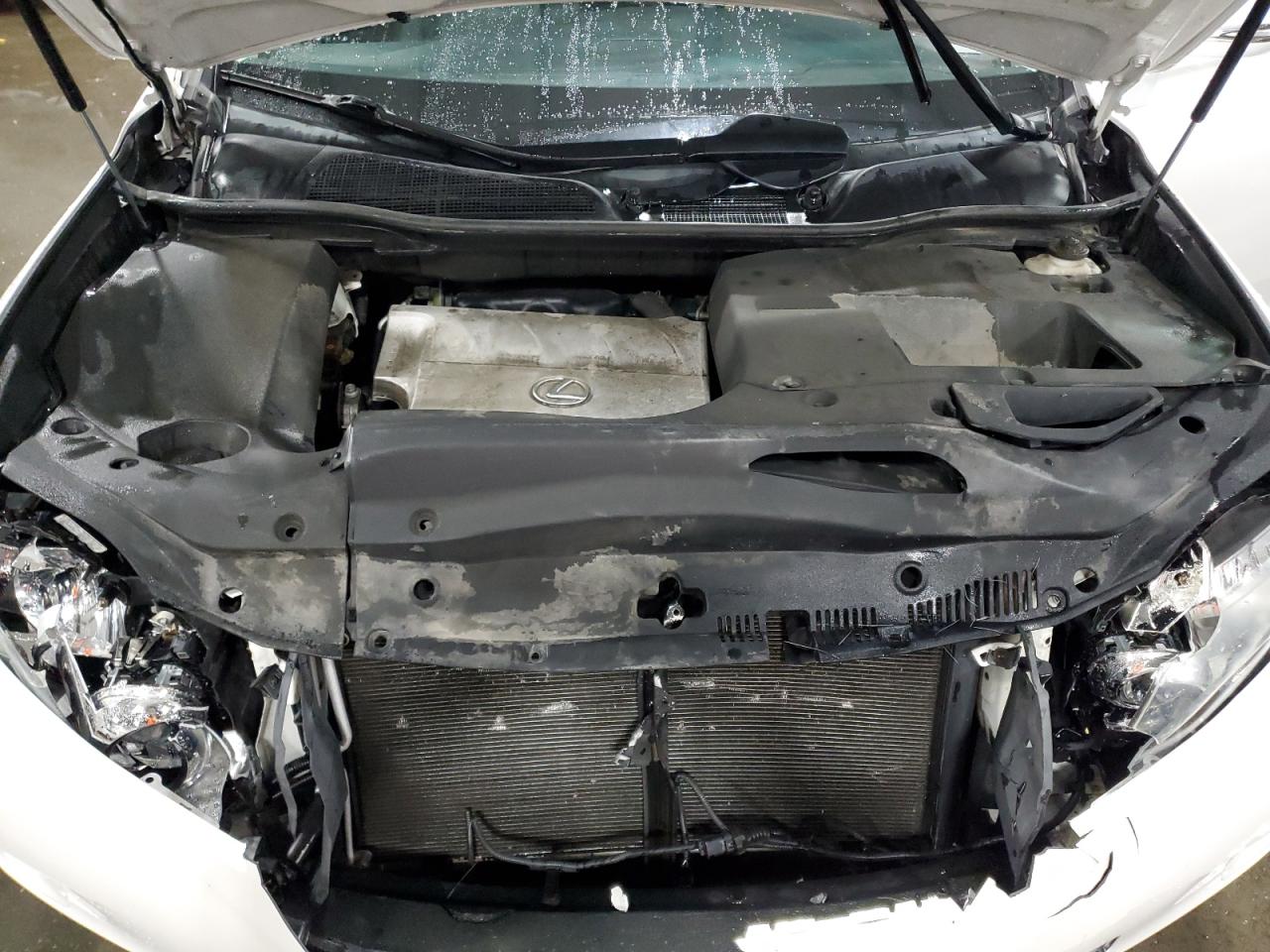 2011 Lexus RX - Image 12