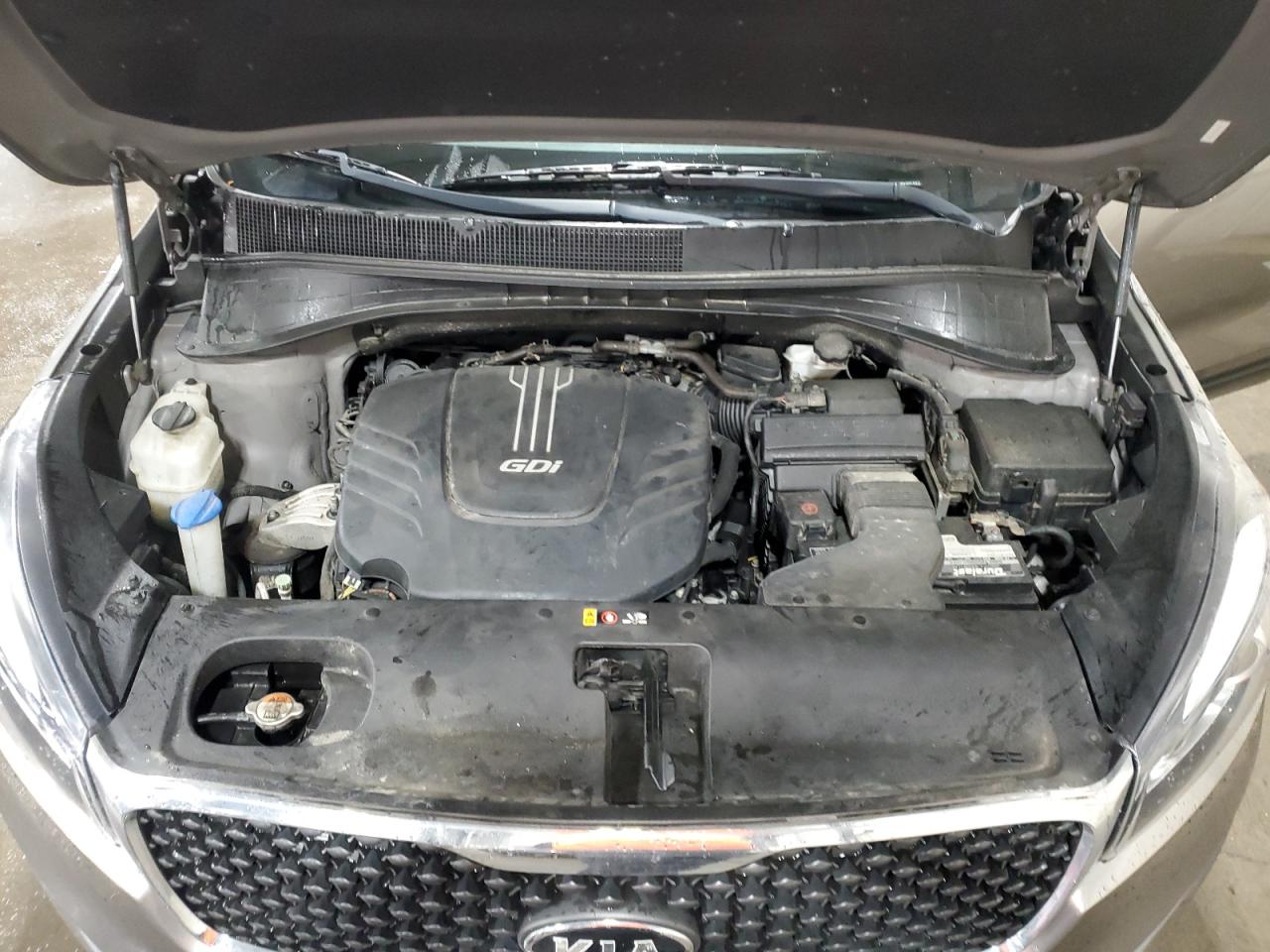 2017 Kia Sorento - Image 13