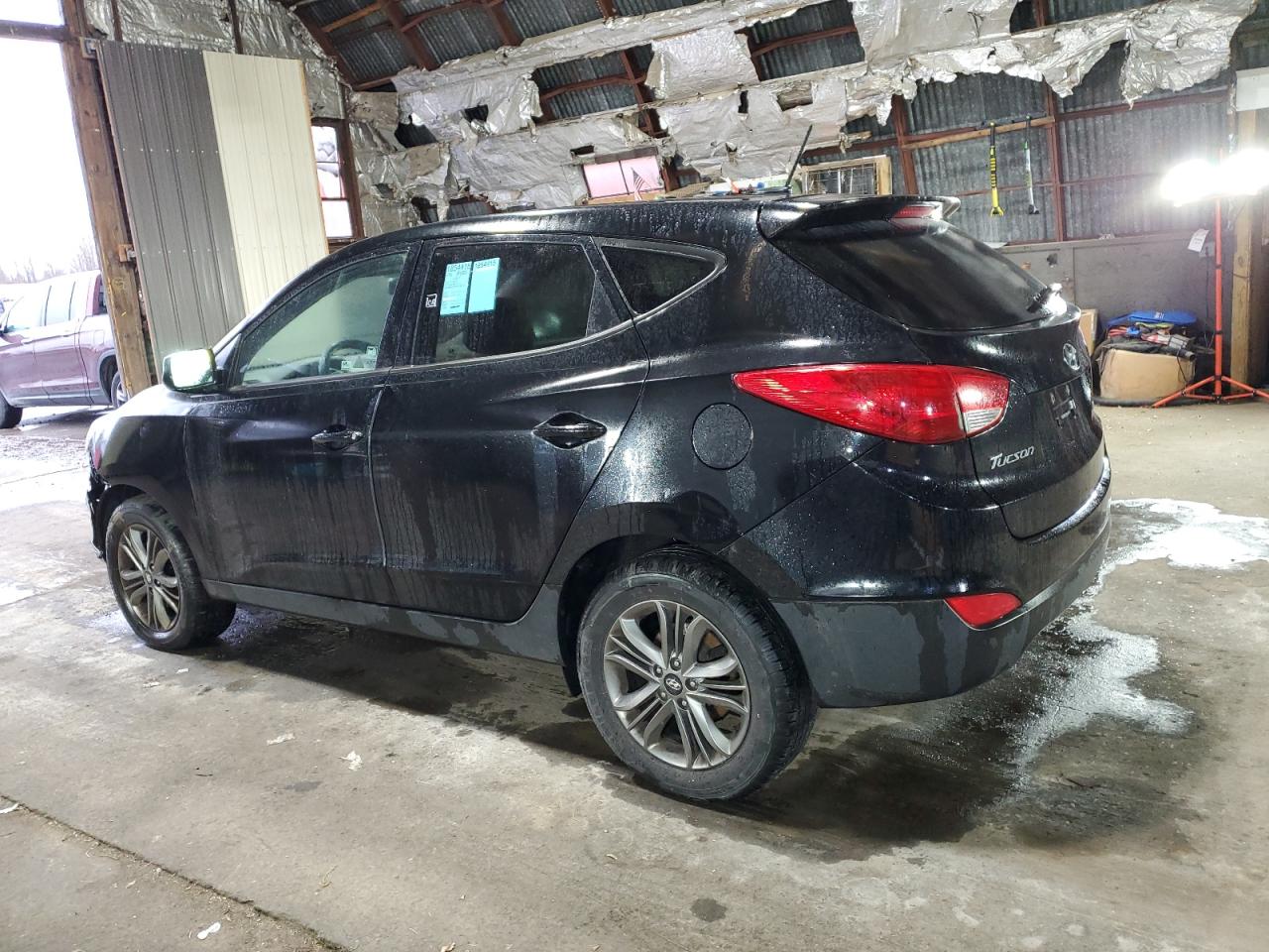 2015 Hyundai Tucson - Image 2