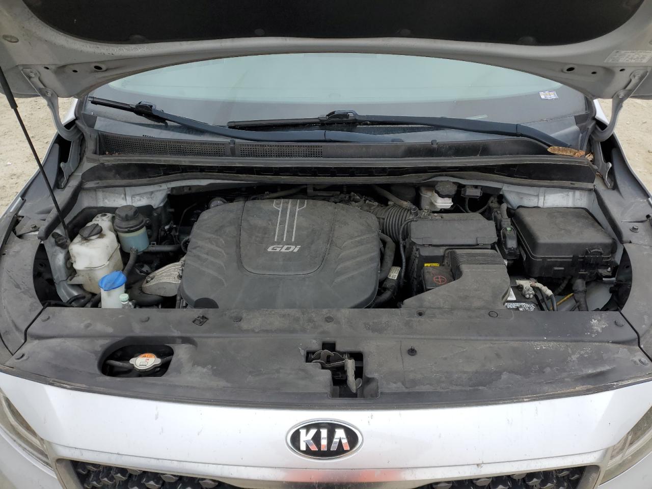 2018 Kia Sedona - Image 12