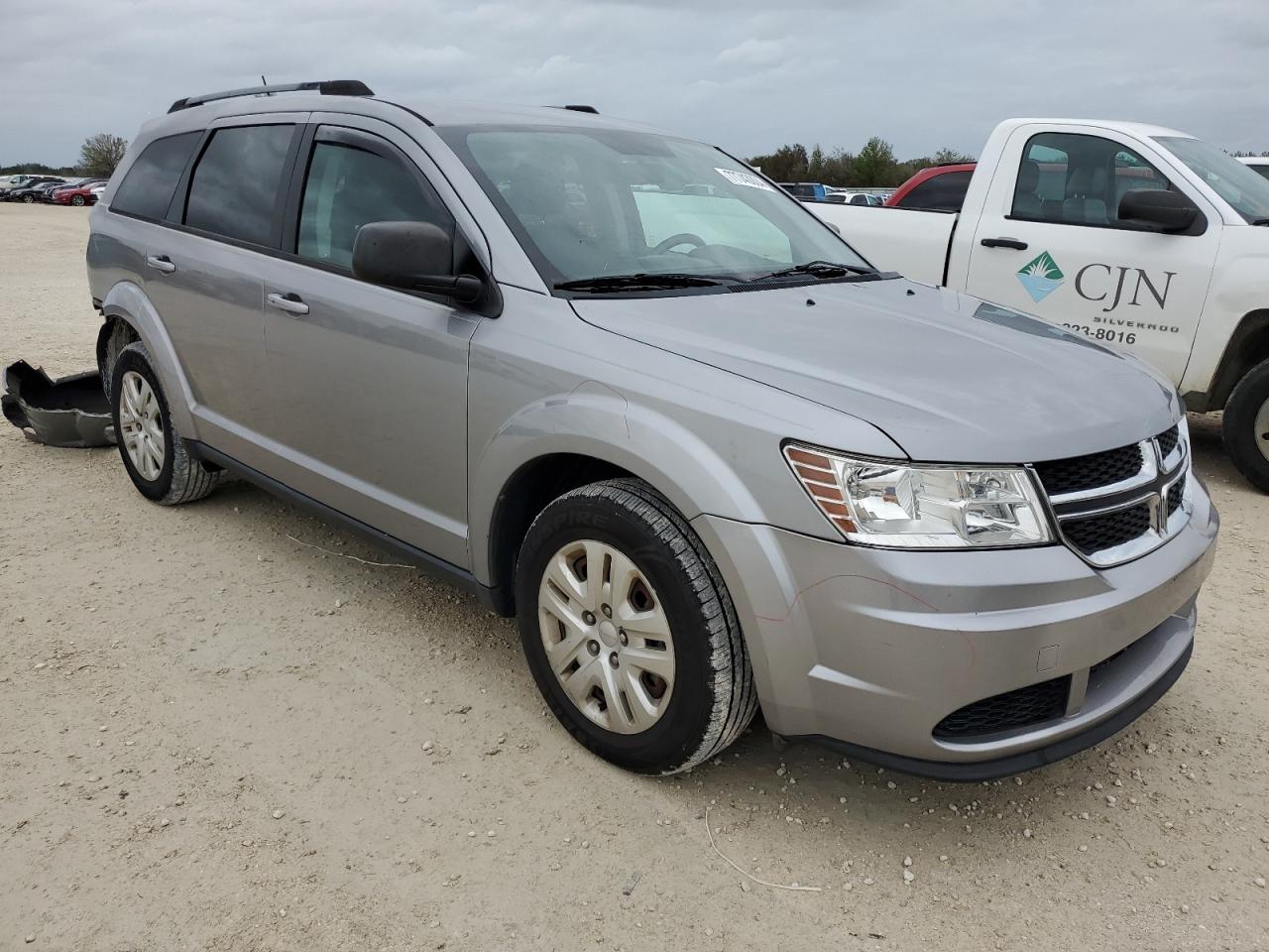 2017 Dodge Journey - Image 4