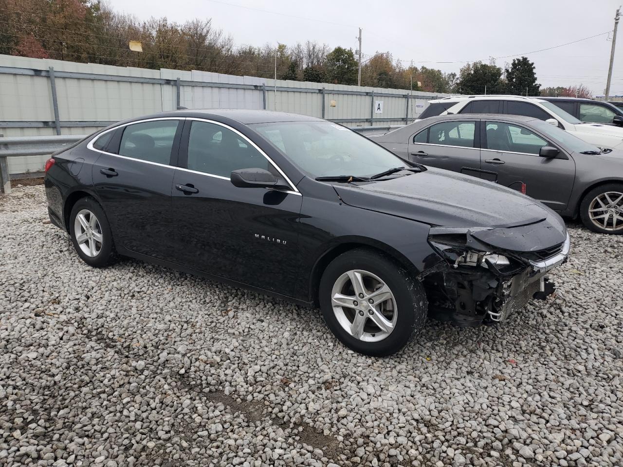 2019 Chevrolet Malibu - Image 4