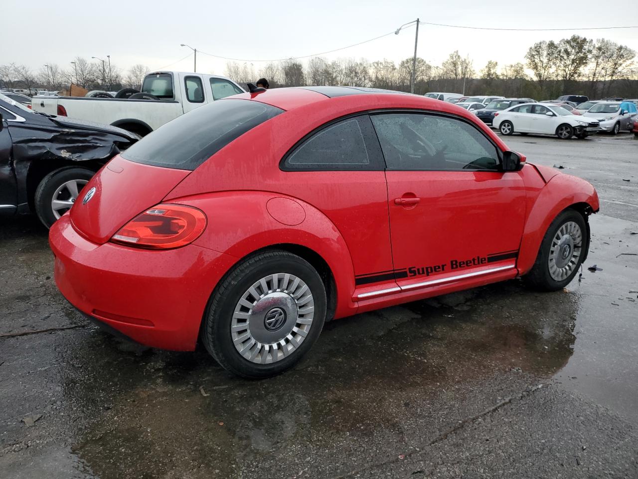 2013 Volkswagen Beetle - Image 3
