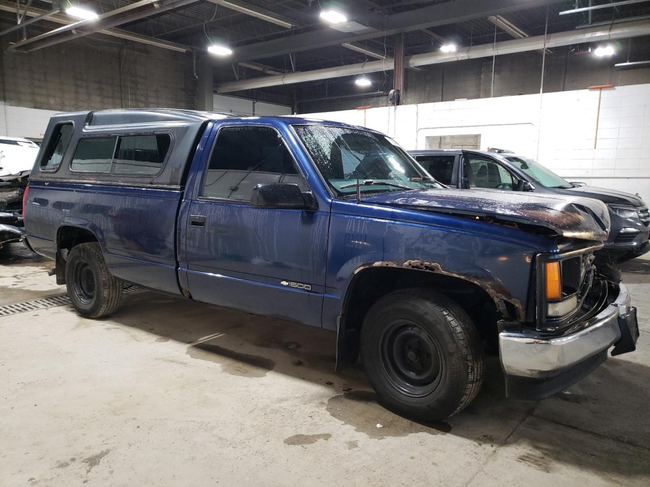 1998 Chevrolet GMT-400 - Image 4