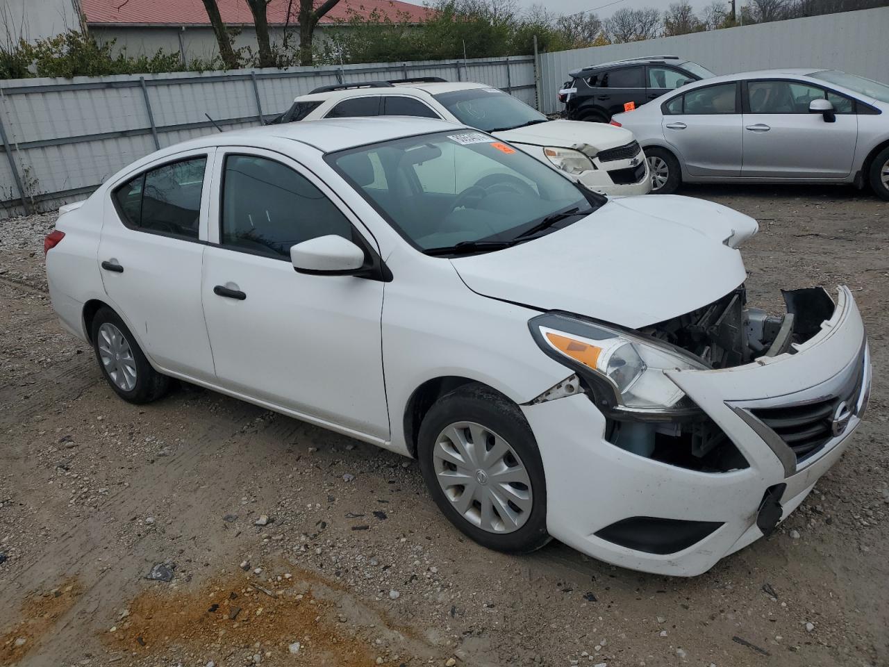2019 Nissan Versa - Image 4