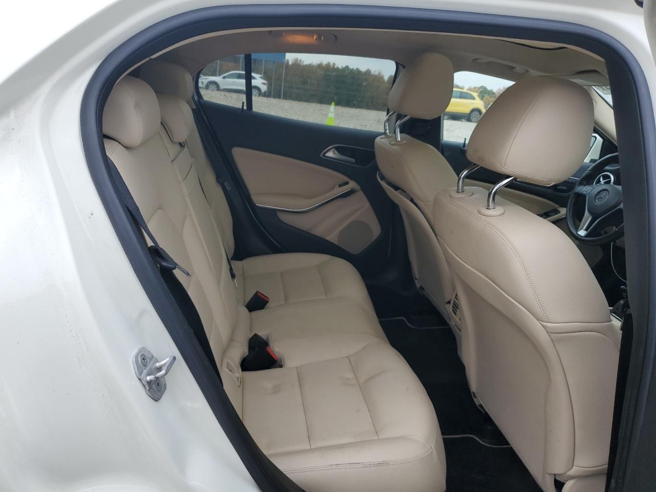 2015 Mercedes-Benz GLA-klasse - Image 11