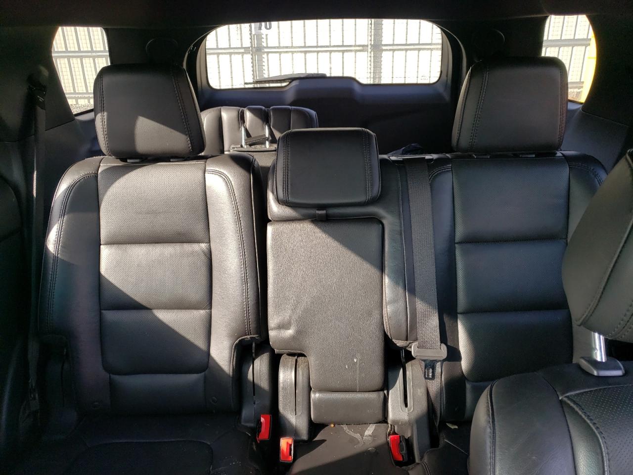 2014 Ford Explorer - Image 10