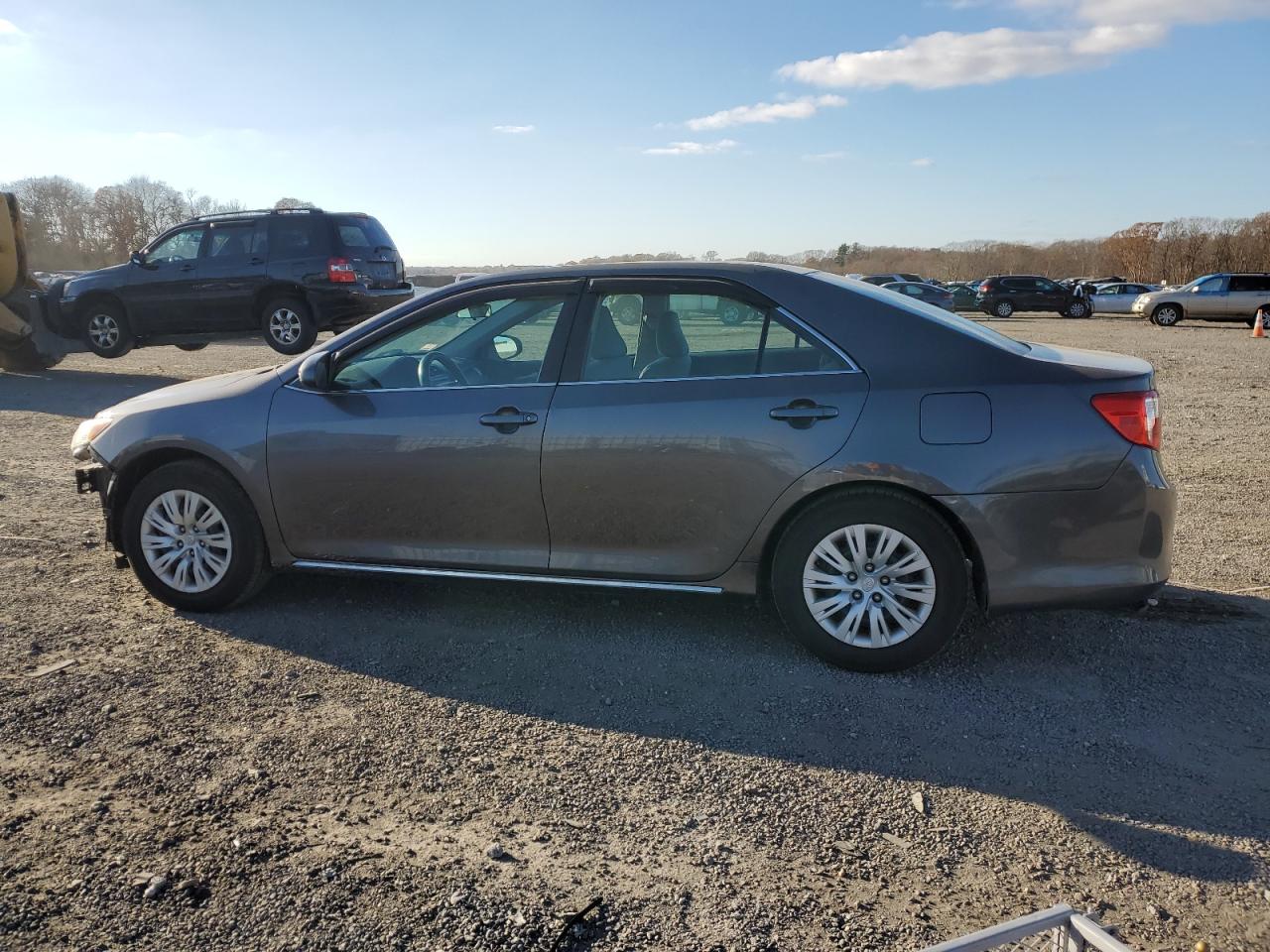 VIN 4T4BF1FK2DR311323 2013 TOYOTA CAMRY no.2