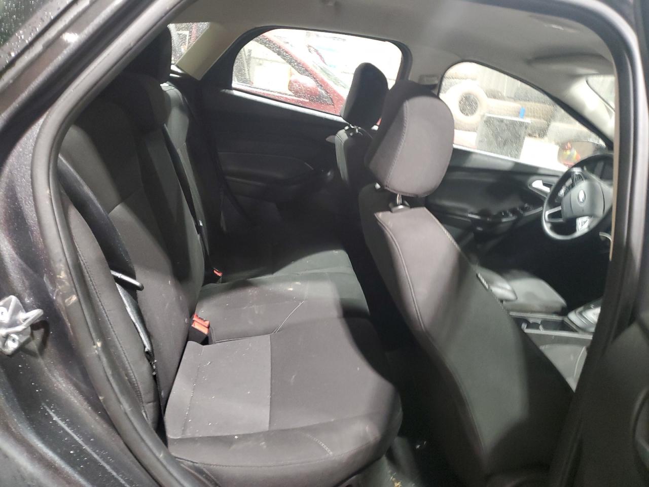 2017 Ford Focus - Image 10