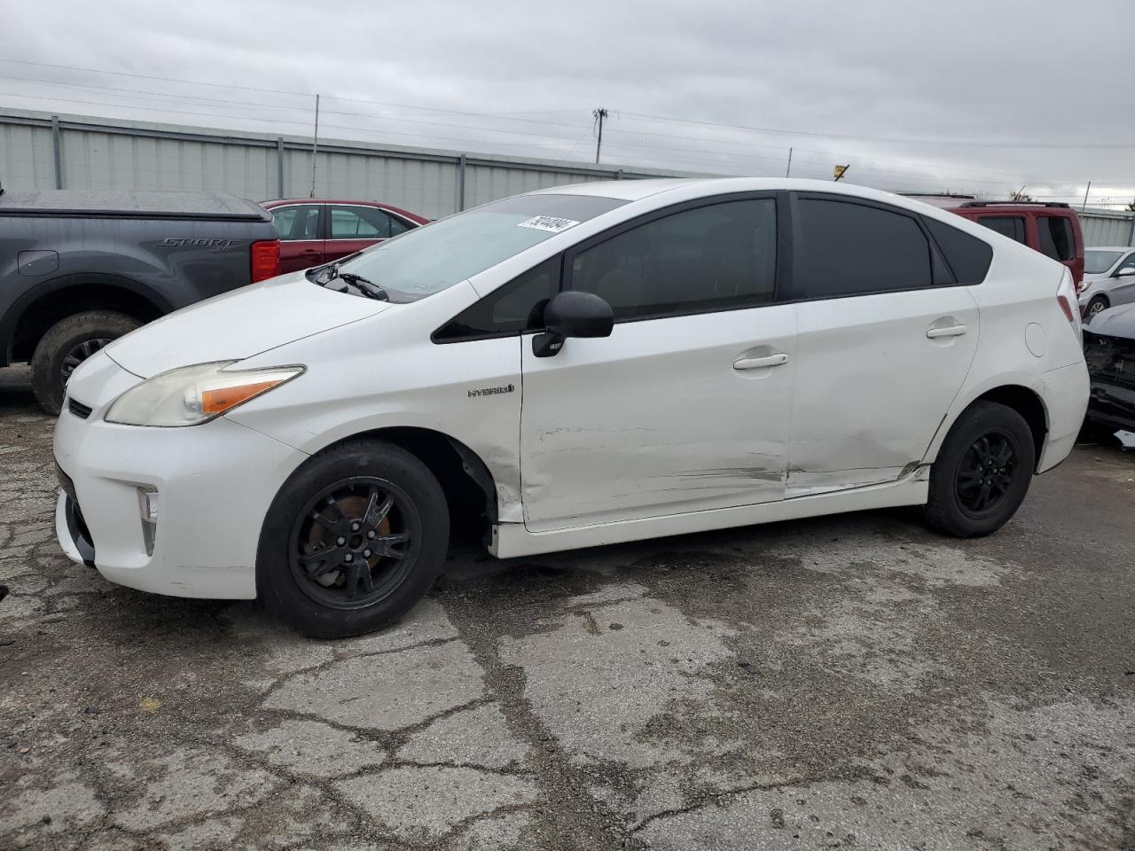 VIN JTDKN3DU5C5433717 2013 TOYOTA PRIUS no.1