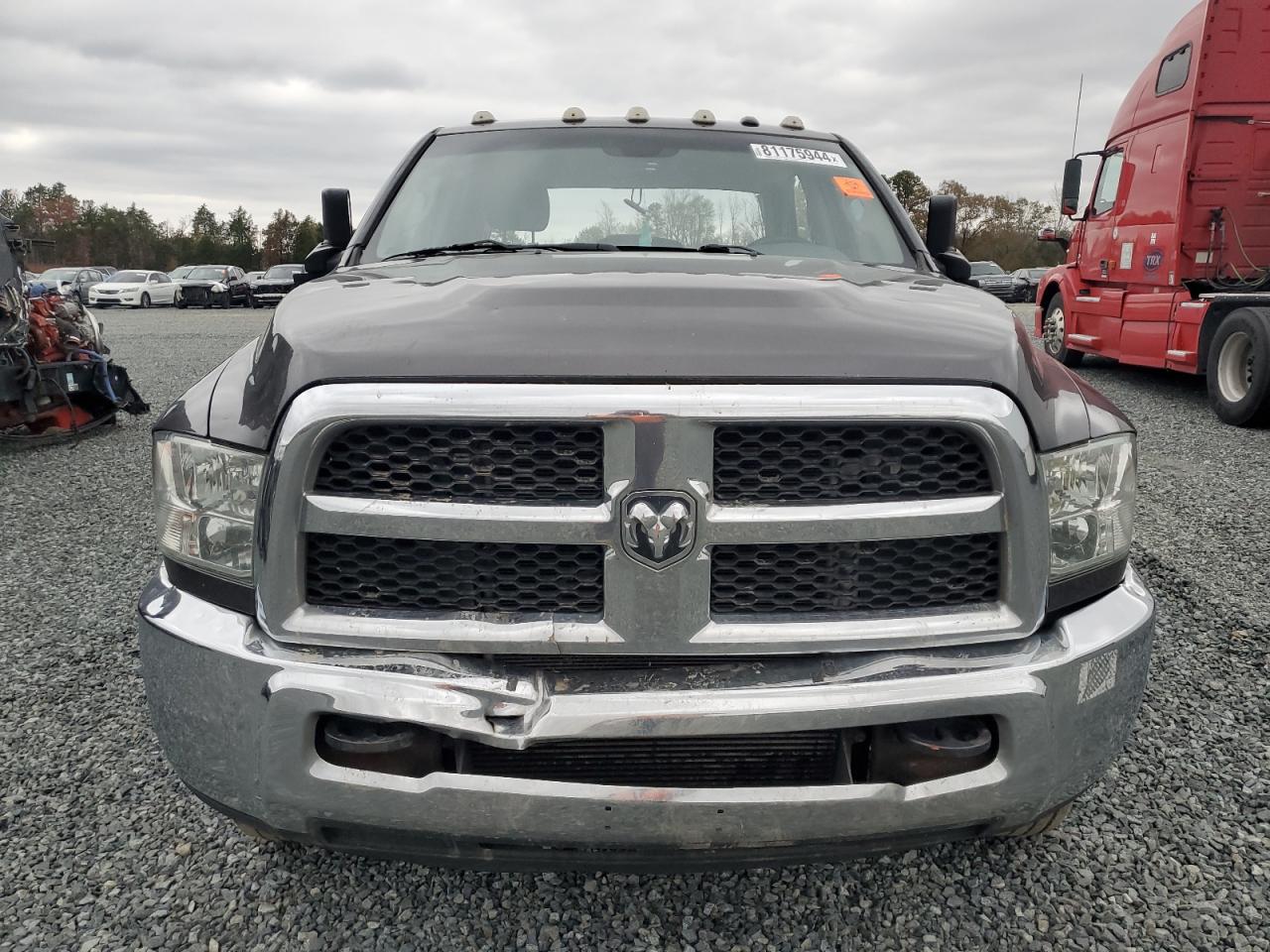 2018 RAM 3500 - Image 5